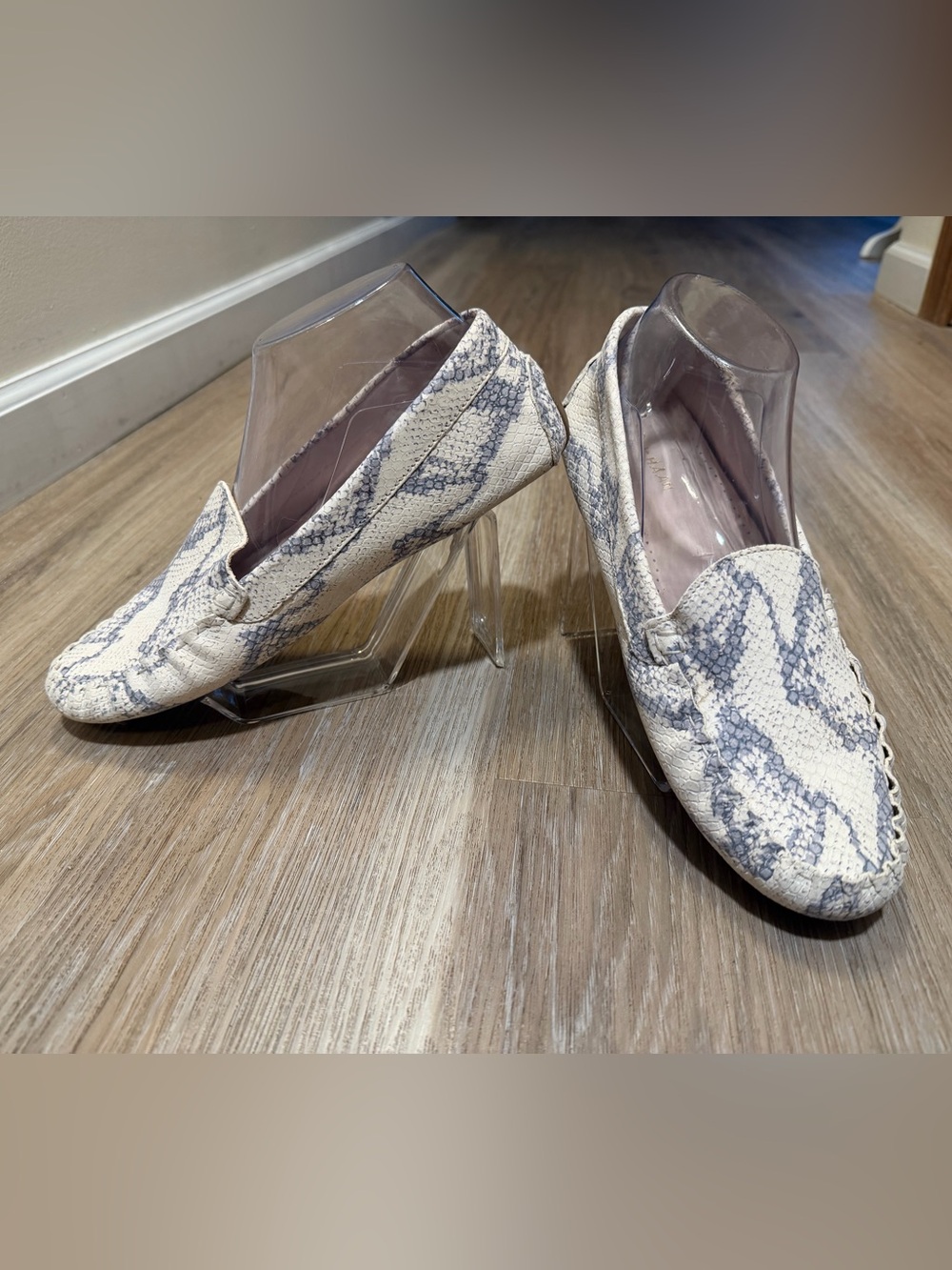 Cole Haan Snakeskin Driving Loafers Moccasins Women’s 10B New